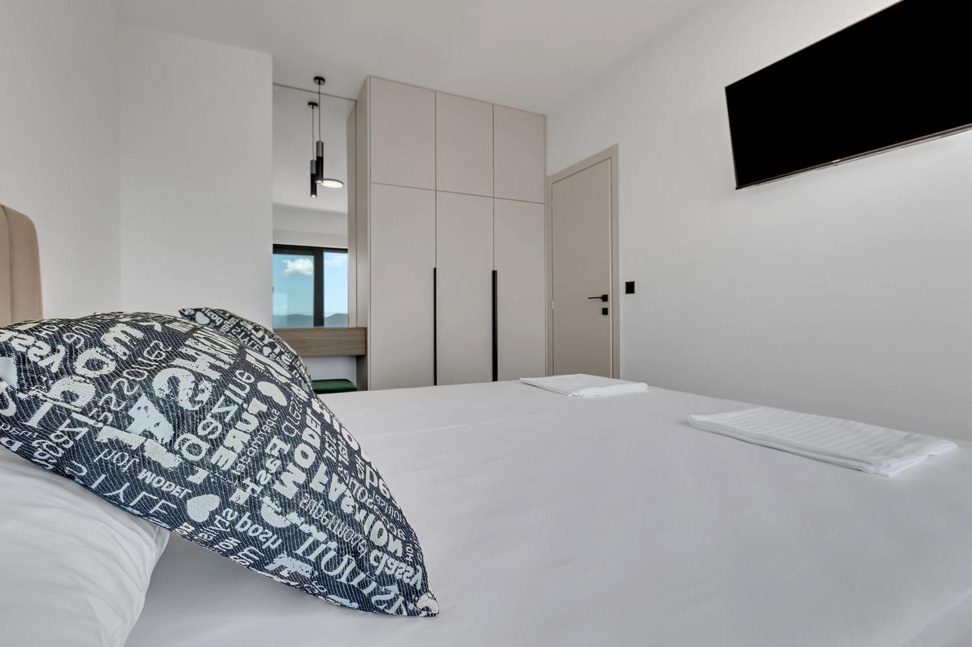 Villa Lito - Only 50M From Sea! - Makarska Exklusiv Brela Exteriör bild